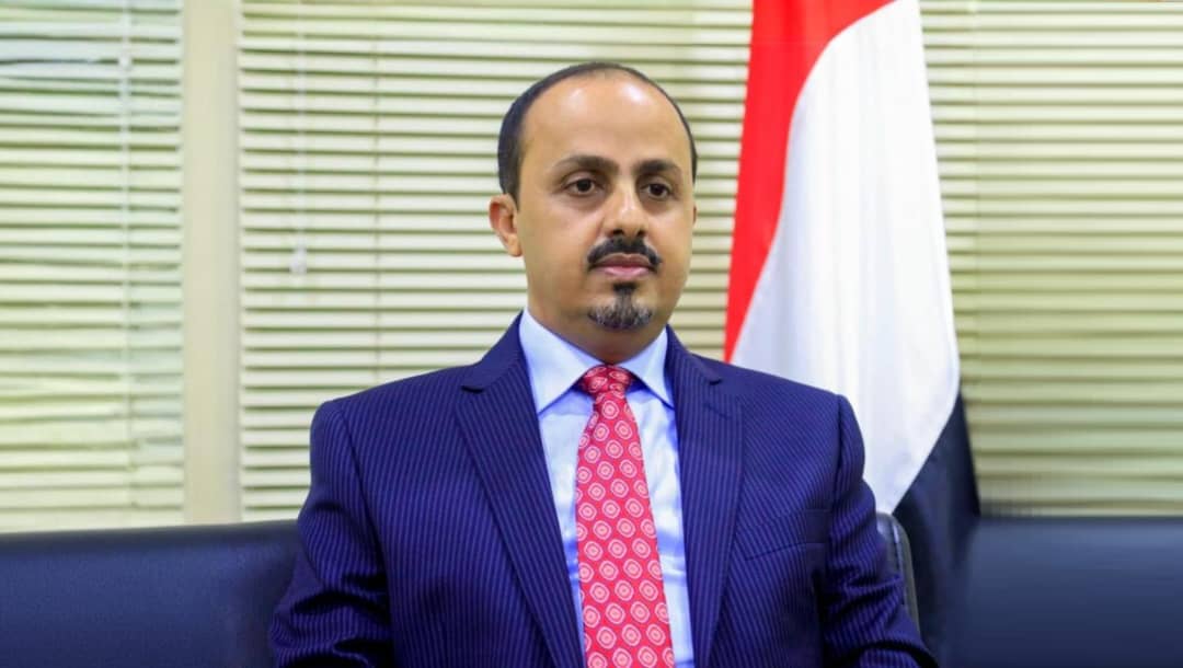 الإرياني: تلويح الحوثيين بالانخراط في النزاع العسكري لصالح إيران محاولة للهروب من الضغوط الداخلية