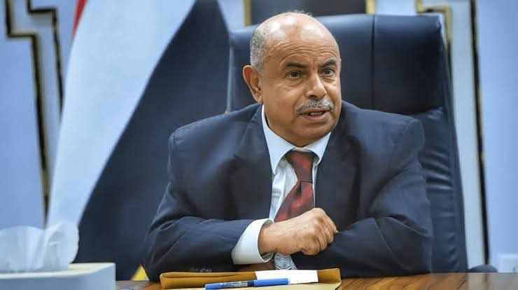 الخنبشي يدعو أبناء حضرموت إلى ترك مواقعهم في قوات الإنتقالي والإلتحاق بإخوانهم في النخبة الحضرمية