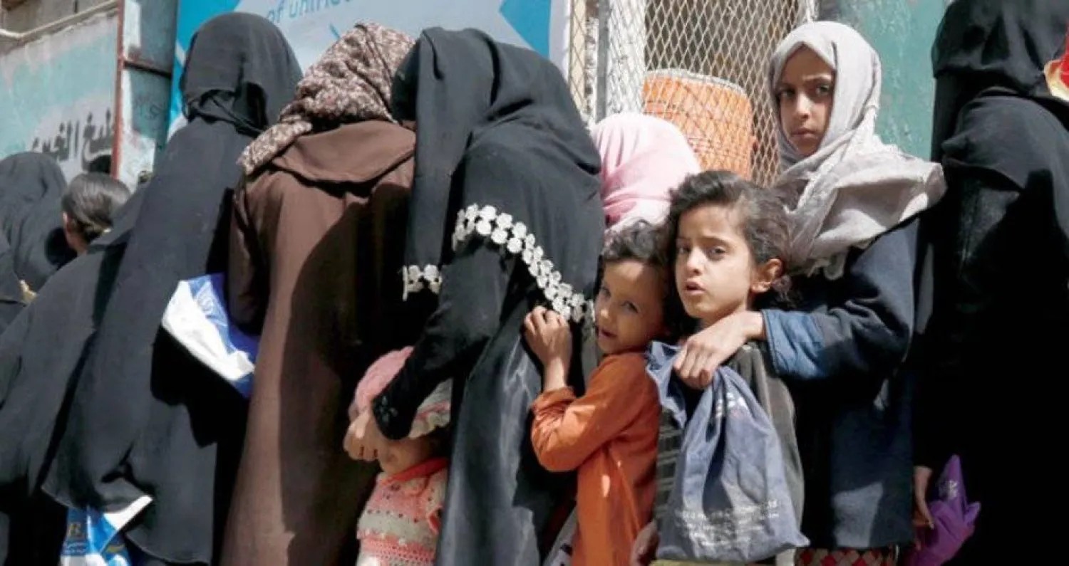 غلاء وجبايات.. انهيار معيشي يسلب اليمنيين بهجة العيد في مناطق سيطرة الحوثيين