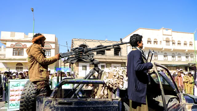 شبكة حقوقية تطالب بعزل الحوثي دولياً