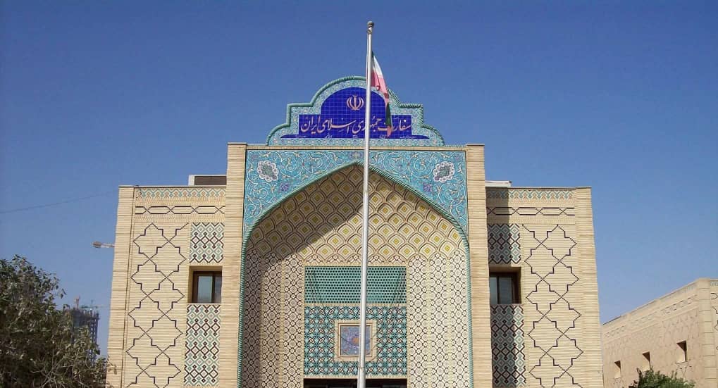 قطر تطرد الملحقين العسكري والأمني الإيرانيين وموظفيهما