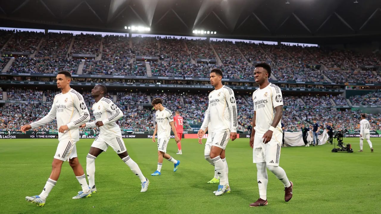 فضيحة في مران الميرينجي.. مواجهة حامية بين نجمي ريال مدريد تمتد حتى غرفة الملابس