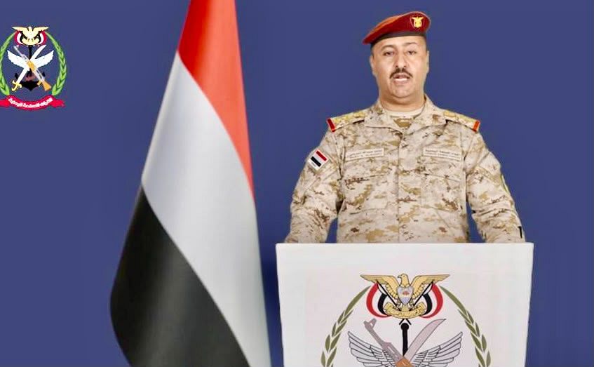 القوات المسلحة تحذر المواطنين من استخدام عدد من الطرق والمحاور في مأرب والبيضاء والجوف