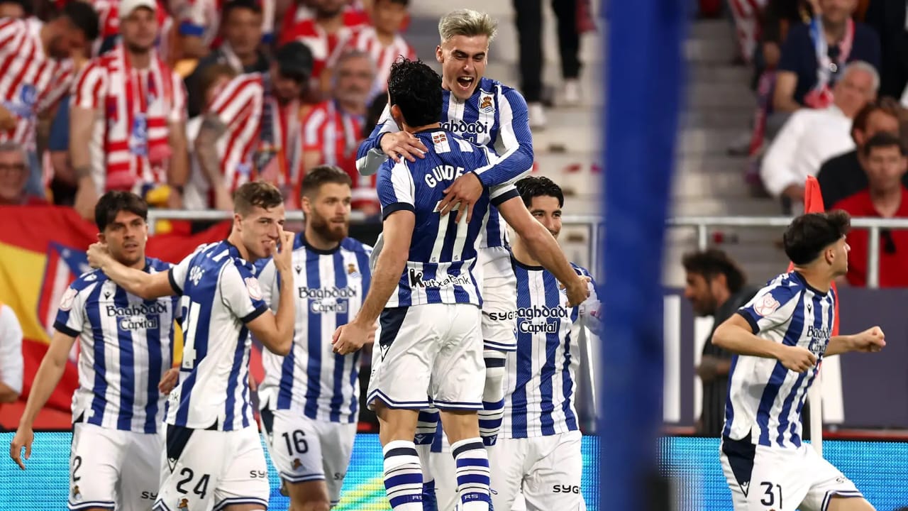 التاريخ يعيد نفسه.. سوسيداد يصفع أتلتيكو مدريد ويتوج بكأس الملك
