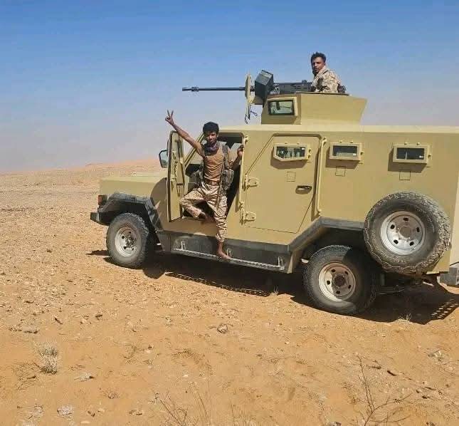 القوات الحكومية تكسر هجومًا حوثيًا شرق الجوف وتكبّدها خسائر فادحة